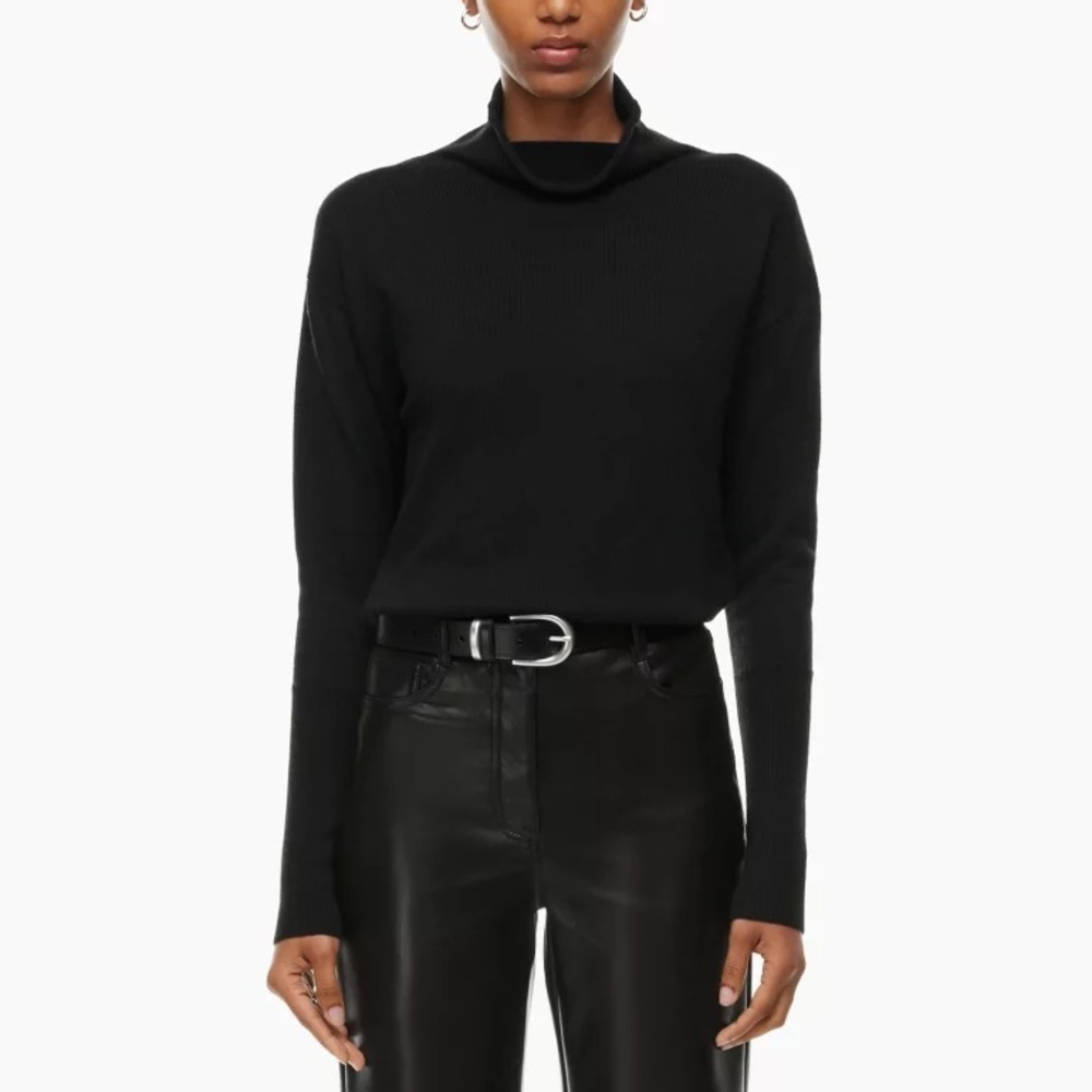 Aritzia Wilfred Cyprie Sweater with Merino Wool in Black Small